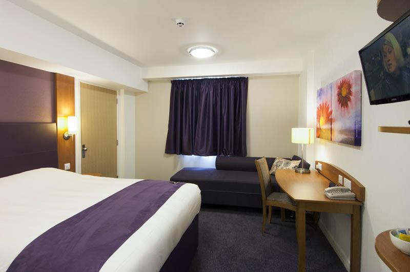 Premier Inn Southampton West Ower Eksteriør bilde